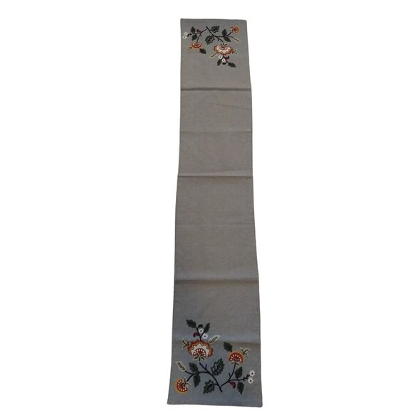 Vintage Embroidered Table Runner Peruvian Flower and Leaf Pattern 71 inches - Picture 1 of 5